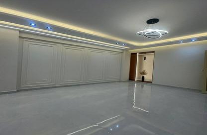 شقة - 3 غرف نوم - 3 حمامات للبيع في ناميا وست - الشيخ زايد - الجيزة