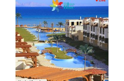 Chalet - 2 Bedrooms - 2 Bathrooms for sale in Blue Blue - Al Ain Al Sokhna - Suez