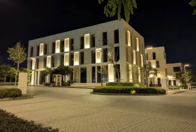 98827058 - Property Image 3