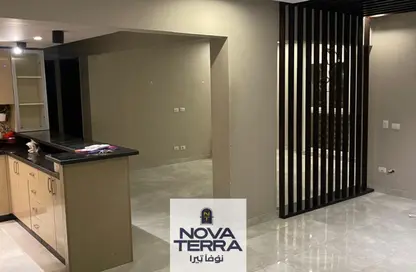 Apartment - 2 Bedrooms - 2 Bathrooms for sale in Zayed Dunes Complex - 6th District - Sheikh Zayed City - Giza