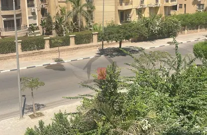 شقة - 3 غرف نوم - 3 حمامات للبيع في طريق بيفرلي هيلز - الحي السابع عشر - الشيخ زايد - الجيزة