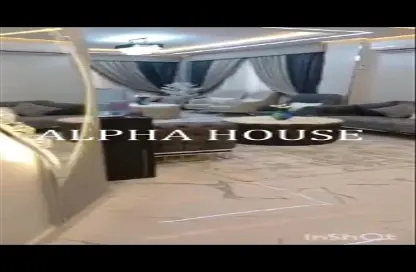 Apartment - 3 Bedrooms - 2 Bathrooms for sale in Doctor Samira Moussa St. - 5th District - Obour City - Qalyubia