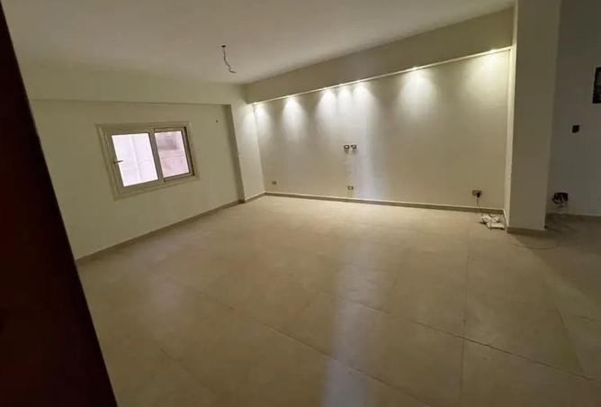 8487161 - Property Main Image