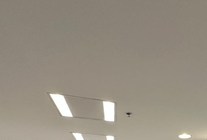 98274517 - Property Image 2