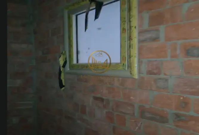 114621881 - Property Image 2