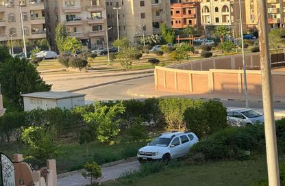 Apartment - 3 Bedrooms - 3 Bathrooms for sale in 1st Neighborhood - 9th Area - Shorouk City - Cairo