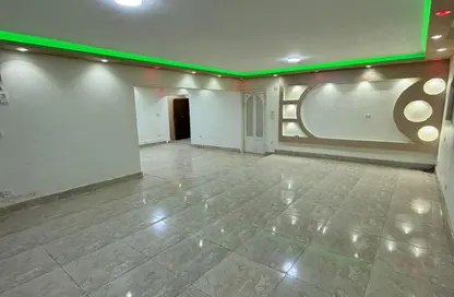 Apartment - 3 Bedrooms - 2 Bathrooms for sale in Zamzam St. - Mohandessin - Giza