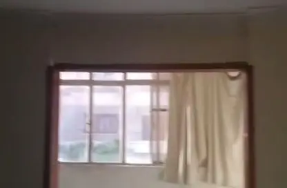 شقة - 3 غرف نوم - 2 حمامات للايجار في شارع محمد فريد - ميدان الحجاز - النزهة - القاهرة