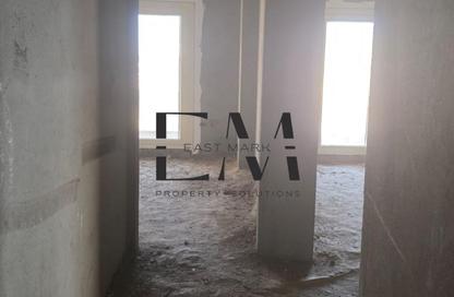 Apartment - 4 Bedrooms - 3 Bathrooms for sale in Om Kolthum Street - The 1st Settlement - New Cairo City - Cairo