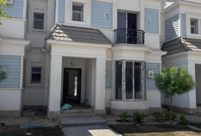 77054000 - Property Image 2