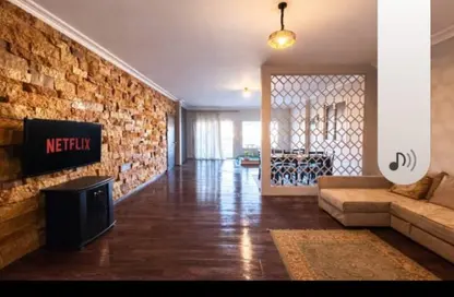 شقة - 3 غرف نوم - 1 حمام للبيع في شارع 17 - الحي الخامس - التجمع الخامس - مدينة القاهرة الجديدة - القاهرة