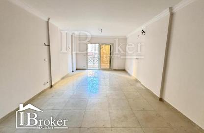 شقة - 3 غرف نوم - 3 حمامات للايجار في صوارى - كمبوندات الاسكندرية - الاسكندرية