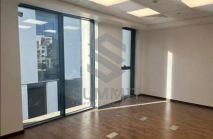 Office Space - Studio - 1 Bathroom for sale in Hyde Park Business District Mall - South Teseen St. - The 5th Settlement - New Cairo City - Cairo Office Space - Studio - 1 Bathroom for sale in Hyde Park Business District Mall - South Teseen St. - The 5th Settlement - New Cairo City - Cairo