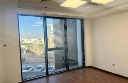 Office Space - Studio - 1 Bathroom for sale in Hyde Park Business District Mall - South Teseen St. - The 5th Settlement - New Cairo City - Cairo Office Space - Studio - 1 Bathroom for sale in Hyde Park Business District Mall - South Teseen St. - The 5th Settlement - New Cairo City - Cairo