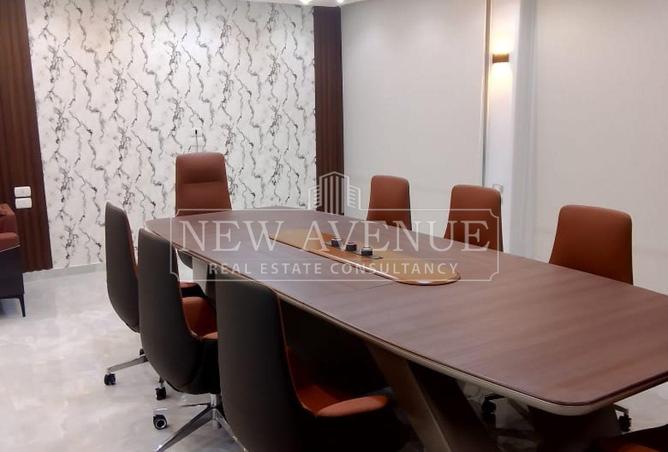 98815733 - Property Image 3