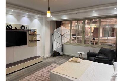 Apartment - 3 Bedrooms - 2 Bathrooms for rent in Kamal Al Tawil St. (El Montazah) - Zamalek - Cairo