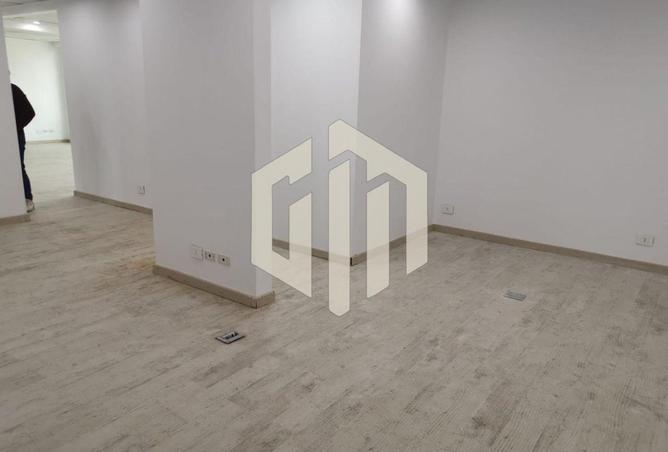92974458 - صورة العقار 3