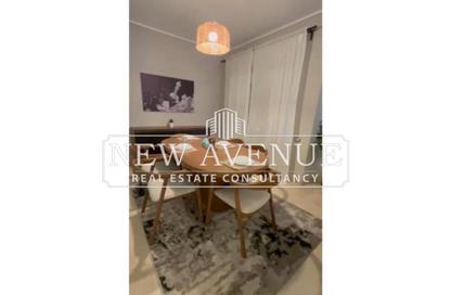 Apartment - 2 Bedrooms - 2 Bathrooms for sale in Palm Hills Village Gate - South Investors Area - New Cairo City - Cairo