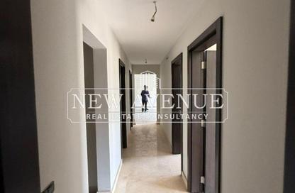 Apartment - 3 Bedrooms - 3 Bathrooms for sale in Swan Lake Residence - 5th Settlement Compounds - The 5th Settlement - New Cairo City - Cairo