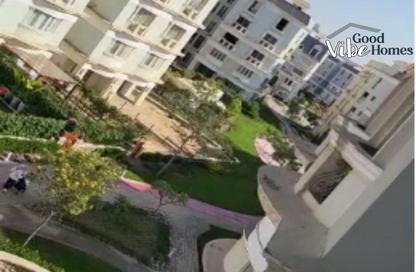 iVilla - 4 Bedrooms - 2 Bathrooms for sale in Mountain View Hyde Park - 5th Settlement Compounds - The 5th Settlement - New Cairo City - Cairo