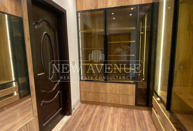 5 BR Villa in Azzar New Cairo, photo 3 of 3