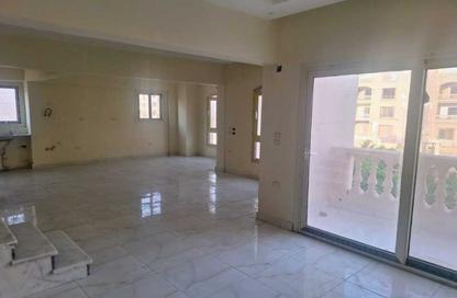Duplex - 3 Bedrooms - 2 Bathrooms for sale in Durrat Al Qahira - North Investors Area - New Cairo City - Cairo