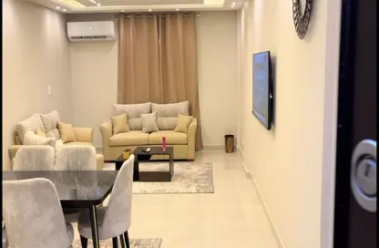 شقة - 3 غرف نوم - 2 حمامات للايجار في شارع ابو حنيفة النعمان - الرحاب المرحلة الأولى - الرحاب - مدينة القاهرة الجديدة - القاهرة