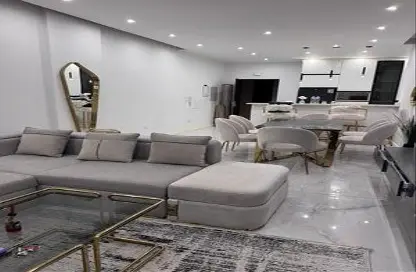 شقة - 2 غرف نوم - 2 حمامات للبيع في جاليريا  مون فالى - المستثمرين الجنوبية - مدينة القاهرة الجديدة - القاهرة