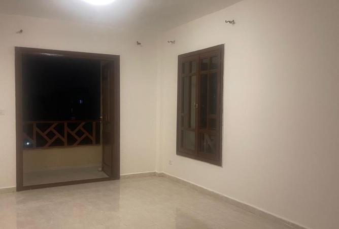 98827002 - صورة العقار 3