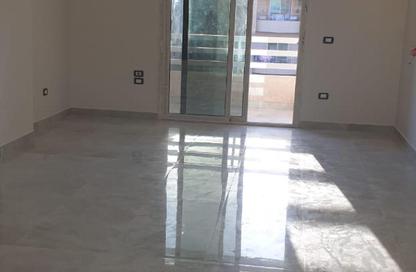 Apartment - 3 Bedrooms - 2 Bathrooms for sale in South Lotus - El Lotus - New Cairo City - Cairo Apartment - 3 Bedrooms - 2 Bathrooms for sale in South Lotus - El Lotus - New Cairo City - Cairo