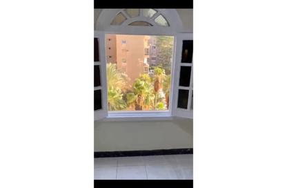 شقة - 3 غرف نوم - 2 حمامات للبيع في شارع عمارات رابعه - ارض الجولف - مصر الجديدة - القاهرة
