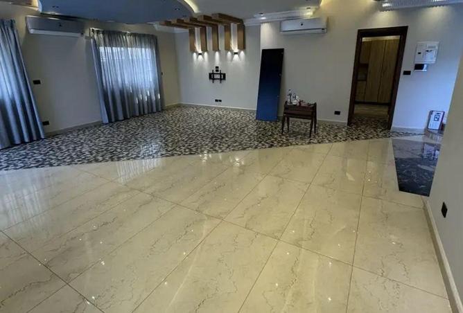 80790853 - Property Image 3