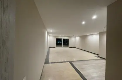 Apartment - 3 Bedrooms - 3 Bathrooms for rent in New Giza - Cairo Alexandria Desert Road - 6 October City - Giza