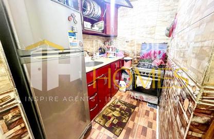 Apartment - 2 Bedrooms - 1 Bathroom for rent in Ibn Nofal St. - Sidi Gaber - Hay Sharq - Alexandria