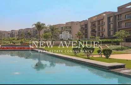 Apartment - 1 Bedroom - 2 Bathrooms for sale in Fifth Square - The 5th Settlement - New Cairo City - Cairo