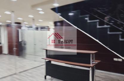 مساحات مكتبية - استوديو - 2 حمامات للايجار في شارع شهاب - المهندسين - الجيزة مساحات مكتبية - استوديو - 2 حمامات للايجار في شارع شهاب - المهندسين - الجيزة