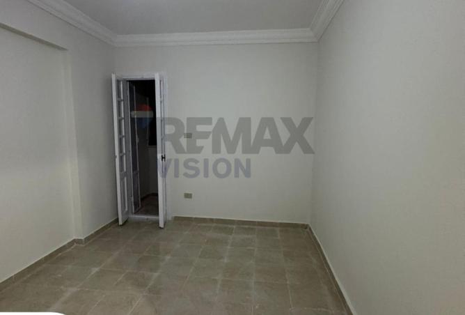 8710352 - Property Image 3