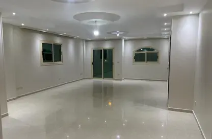 شقة - 3 غرف نوم - 3 حمامات للايجار في المنطقة السياحية الرابعة - المنطقة السياحية - الحي المتميز - مدينة 6 أكتوبر - الجيزة