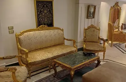 Apartment - 3 Bedrooms - 2 Bathrooms for rent in Al Mamalik Square - El Roda - Hay El Manial - Cairo