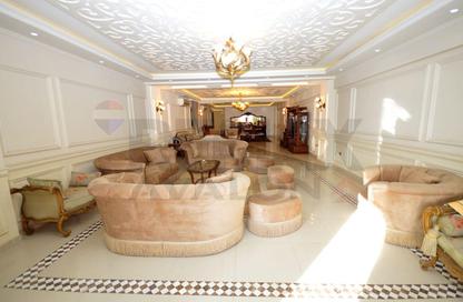 Apartment - 4 Bedrooms - 3 Bathrooms for sale in Ibn Hokal St. - San Stefano - Hay Sharq - Alexandria