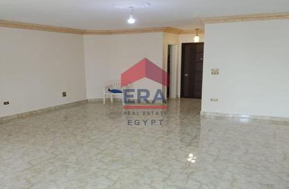 Apartment - 3 Bedrooms - 2 Bathrooms for rent in Zaker Hussein St. - Al Hadiqah Al Dawliyah - 7th District - Nasr City - Cairo Apartment - 3 Bedrooms - 2 Bathrooms for rent in Zaker Hussein St. - Al Hadiqah Al Dawliyah - 7th District - Nasr City - Cairo