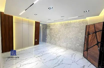 شقة - 3 غرف نوم - 2 حمامات للبيع في الحي الرابع - مدينة 6 أكتوبر - الجيزة