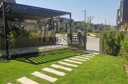 Twin House - 3 Bedrooms - 5 Bathrooms for sale in Etapa - Sheikh Zayed Compounds - Sheikh Zayed City - Giza