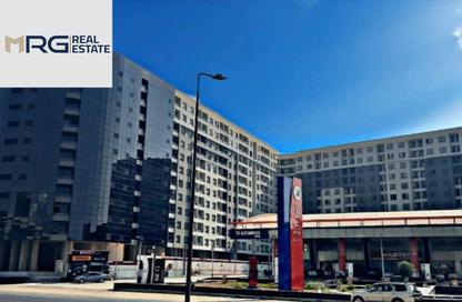 Apartment - 3 Bedrooms - 2 Bathrooms for sale in Katameya Gate - El Katameya Compounds - El Katameya - New Cairo City - Cairo Apartment - 3 Bedrooms - 2 Bathrooms for sale in Katameya Gate - El Katameya Compounds - El Katameya - New Cairo City - Cairo