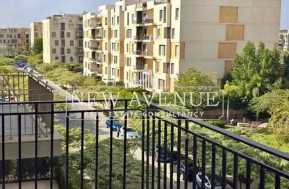 Apartment - 3 Bedrooms - 3 Bathrooms for sale in Eastown - 5th Settlement Compounds - The 5th Settlement - New Cairo City - Cairo
