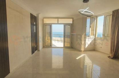 Apartment - 3 Bedrooms - 1 Bathroom for sale in El Gaish Road - Miami - Hay Awal El Montazah - Alexandria