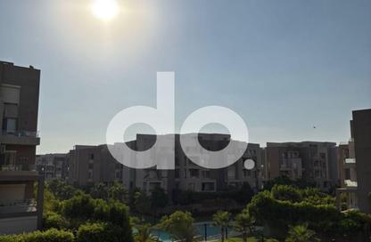 Apartment - 3 - 3 for sale in Palm Hills Village Gate - South Investors Area - New Cairo City - Cairo