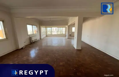 Apartment - 3 Bedrooms - 4 Bathrooms for rent in Mohamed Mazhar St. - Zamalek - Cairo
