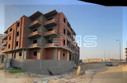 Apartment - 3 Bedrooms - 2 Bathrooms for sale in Bait Alwatan - The 5th Settlement - New Cairo City - Cairo