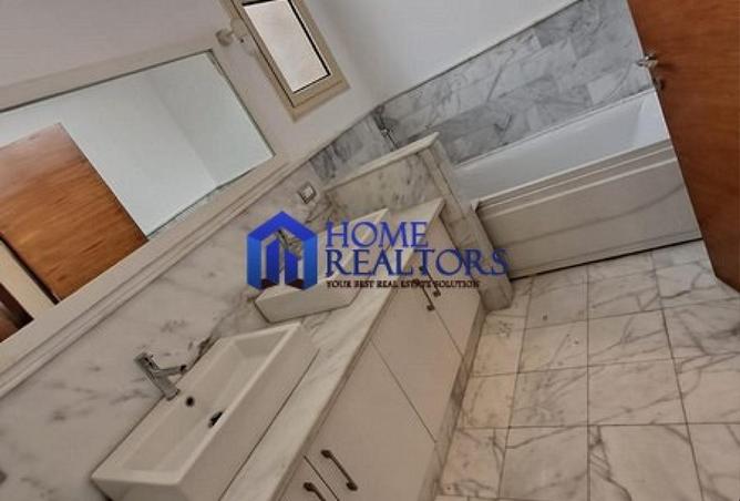 8712036 - Property Image 2